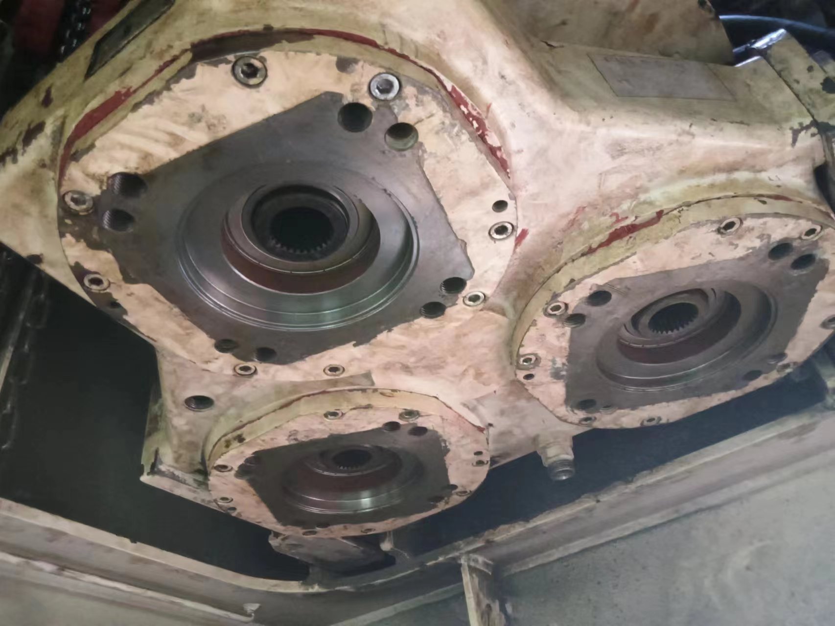 Crane gear box replace